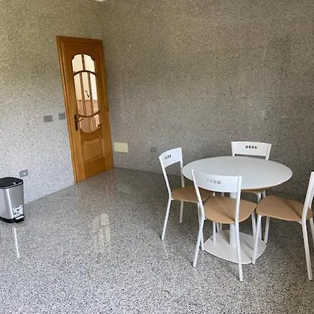 Casa Chevalier 2º Izda Apartment